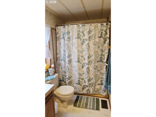 1809 26TH St 77, La Grande, OR 97850