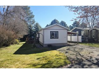 1809 26TH St 77, La Grande, OR 97850