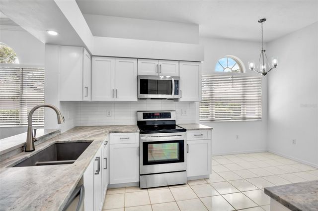 3415 E CHELMSFORD COURT 35, Sarasota, FL 34235