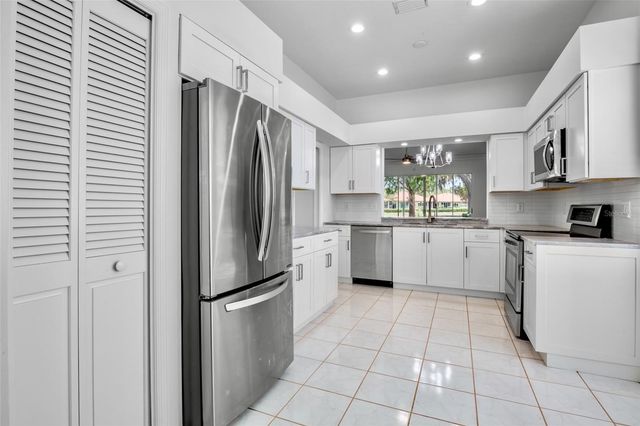 3415 E CHELMSFORD COURT 35, Sarasota, FL 34235