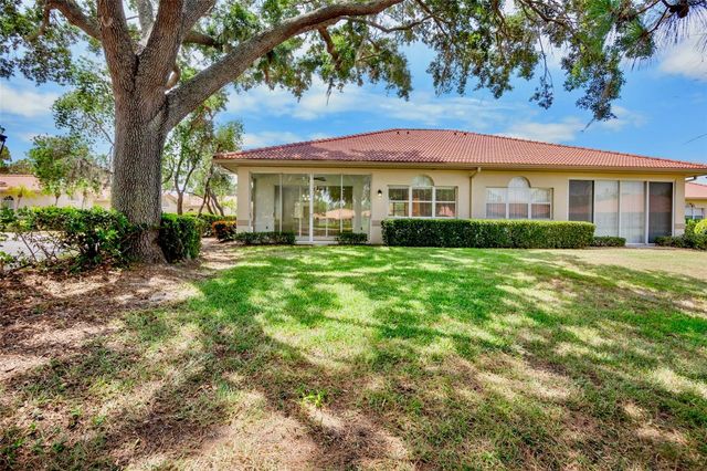 3415 E CHELMSFORD COURT 35, Sarasota, FL 34235