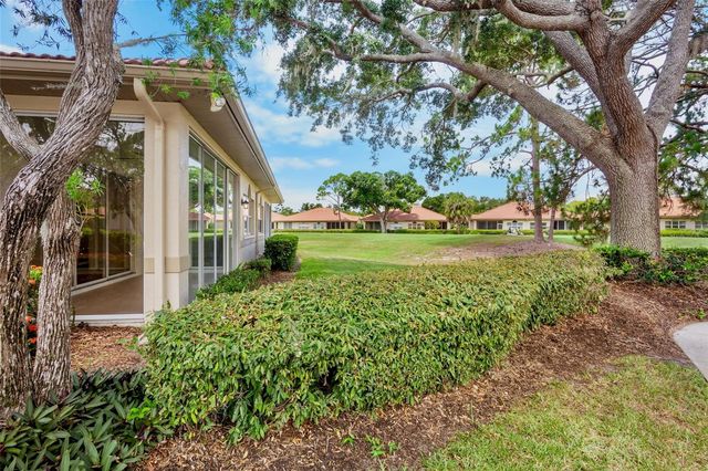 3415 E CHELMSFORD COURT 35, Sarasota, FL 34235