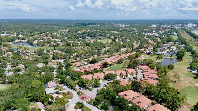 3415 E CHELMSFORD COURT 35, Sarasota, FL 34235