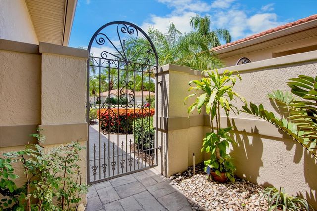 3415 E CHELMSFORD COURT 35, Sarasota, FL 34235