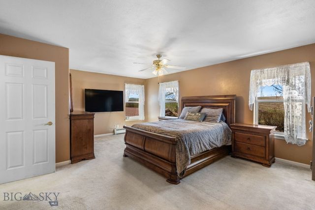 7055 Skylark Drive, Manhattan, MT 59741