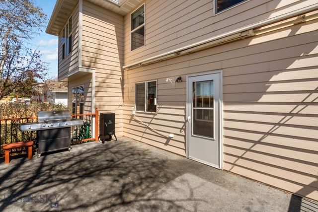 7055 Skylark Drive, Manhattan, MT 59741