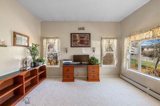 7055 Skylark Drive, Manhattan, MT 59741