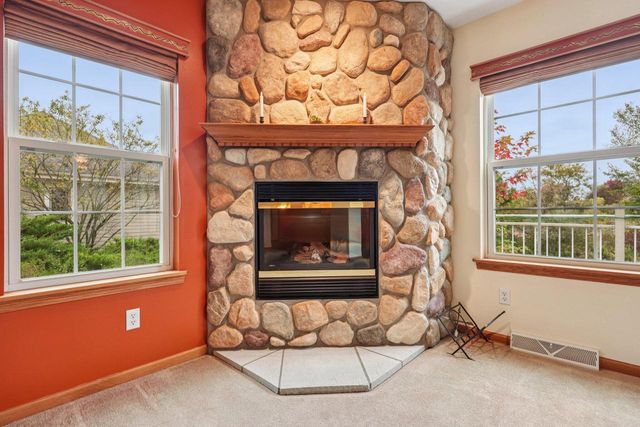 8216 Anna AVENUE, Waterford, WI 53185