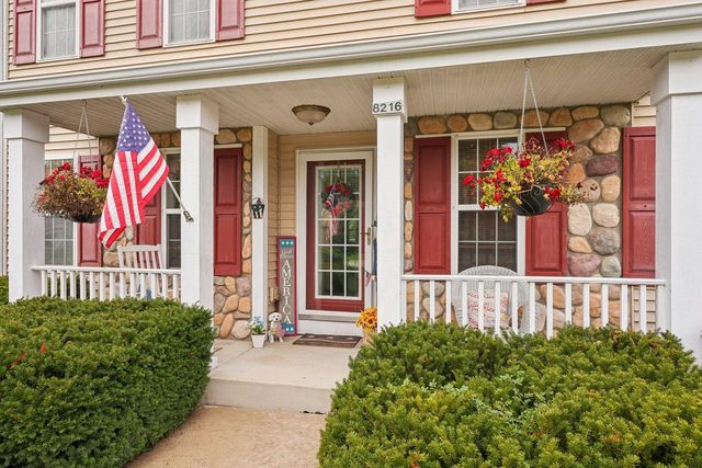 8216 Anna AVENUE, Waterford, WI 53185