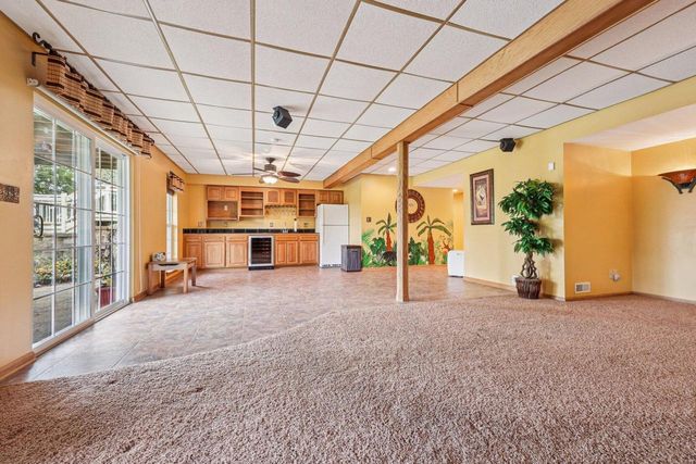 8216 Anna AVENUE, Waterford, WI 53185