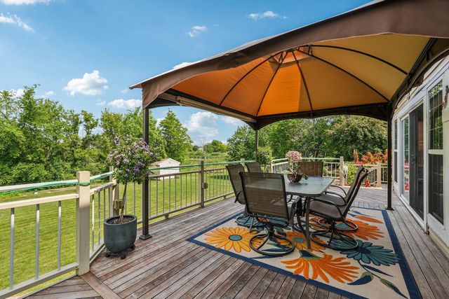 8216 Anna AVENUE, Waterford, WI 53185