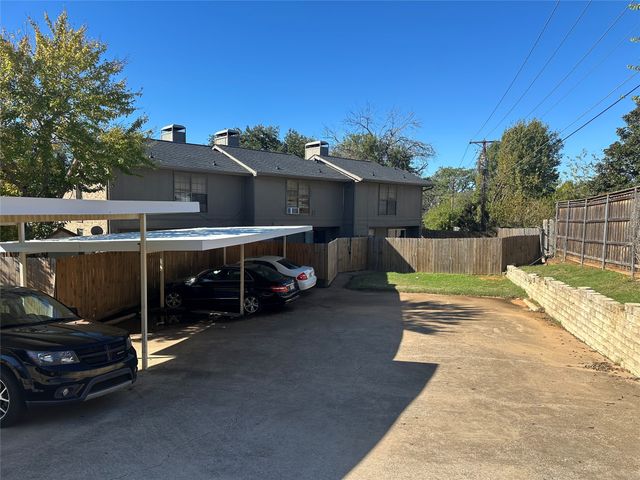 617 Lost Springs Court, Arlington, TX 76012