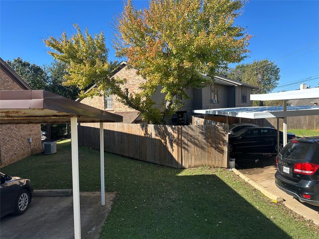 617 Lost Springs Court, Arlington, TX 76012