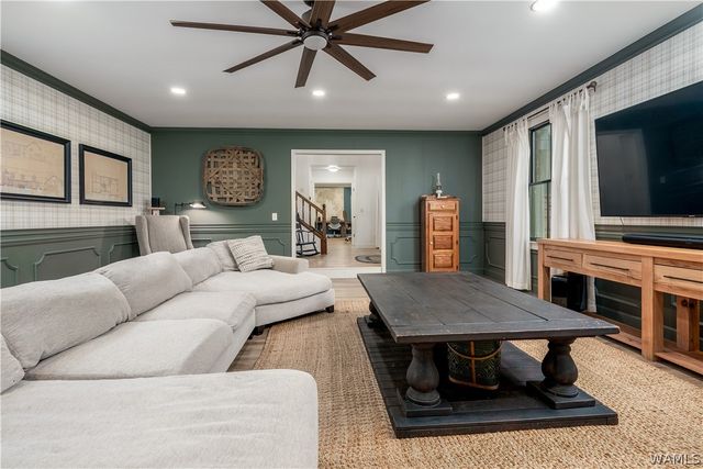 10400 Loganwood, Northport, AL 35473