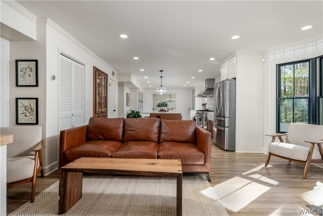 10400 Loganwood, Northport, AL 35473