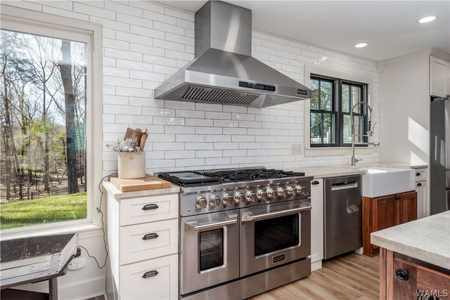 10400 Loganwood, Northport, AL 35473