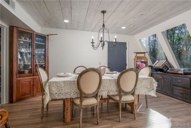 10400 Loganwood, Northport, AL 35473