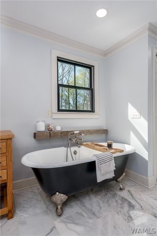 10400 Loganwood, Northport, AL 35473