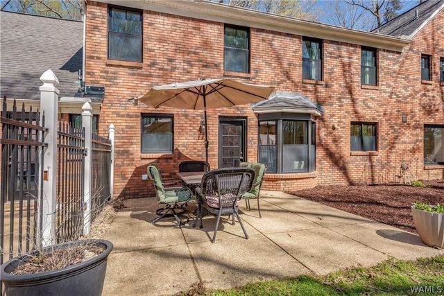 10400 Loganwood, Northport, AL 35473