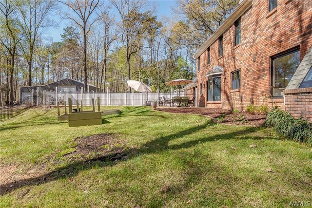 10400 Loganwood, Northport, AL 35473