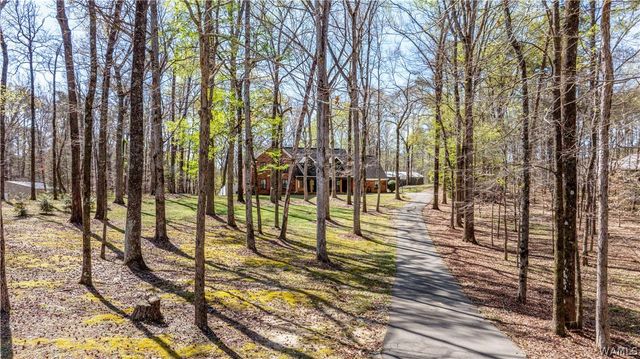 10400 Loganwood, Northport, AL 35473