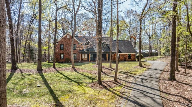 10400 Loganwood, Northport, AL 35473