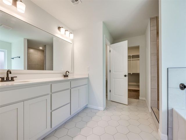 1025 SE 16th Terrace, Newcastle, OK 73065