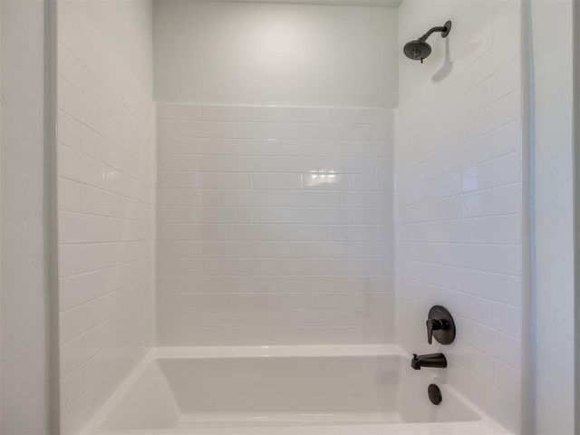 1025 SE 16th Terrace, Newcastle, OK 73065