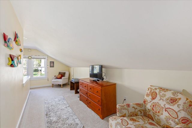4 Fairview Street, Keene, NH 03431