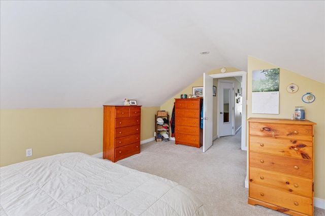 4 Fairview Street, Keene, NH 03431