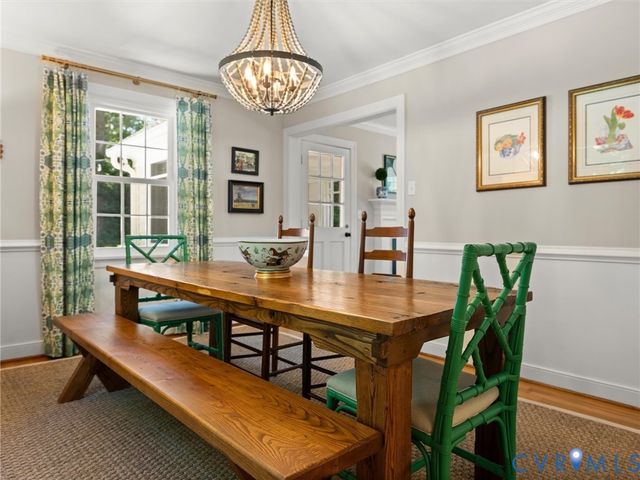 222 E Brook Run Dr, Richmond, VA 23238