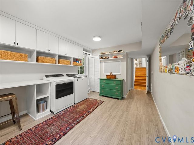 222 E Brook Run Dr, Richmond, VA 23238