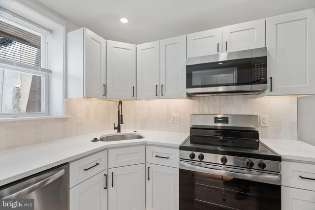 403 DALY ST, Philadelphia, PA 19148