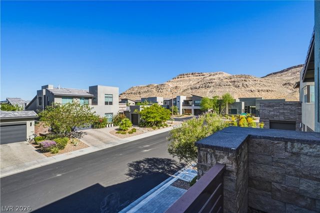 6865 Stellar Wind Street, Las Vegas, NV 89135
