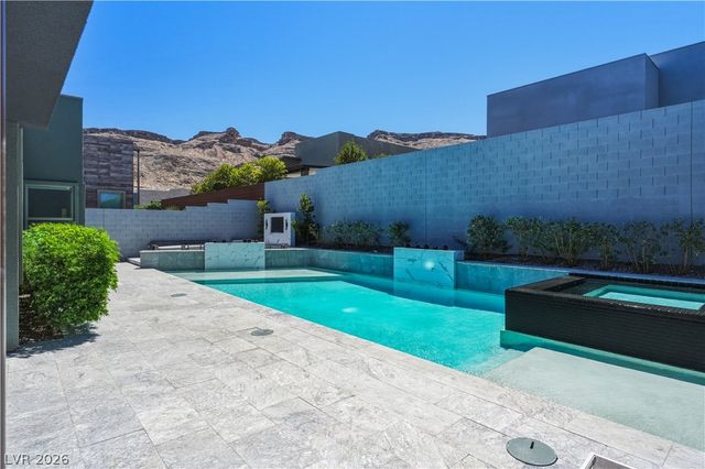6865 Stellar Wind Street, Las Vegas, NV 89135