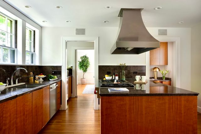73 Francis Avenue, Cambridge, MA 02138