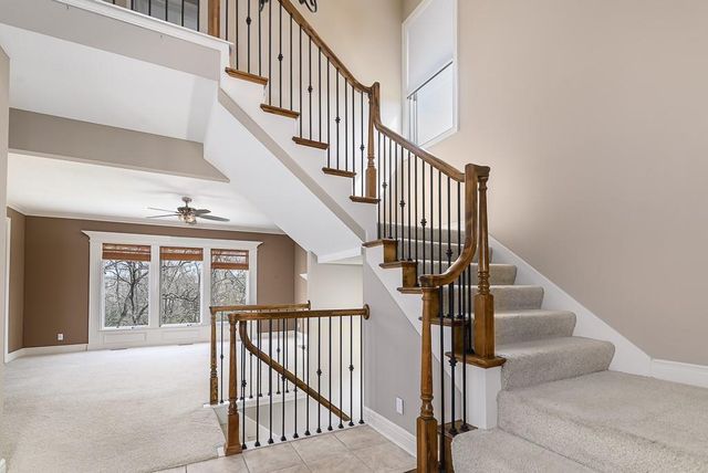 672 Everly Court, Lansing, KS 66043