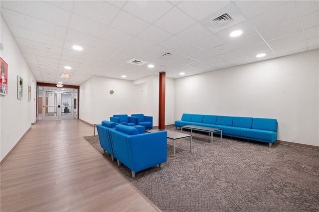 900 Sarah St Unit 137, South Side, PA 15203