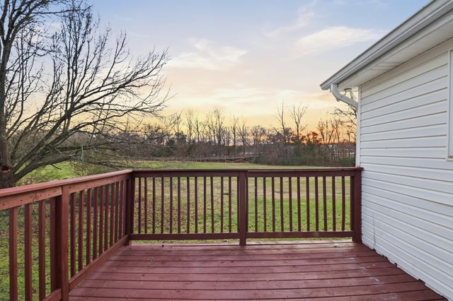 620 Creekfront Dr, Mount Juliet, TN 37122