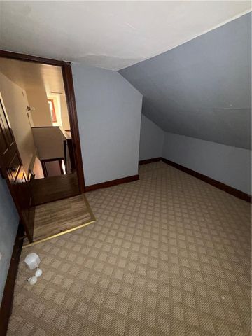 625 South Bishopthorpe Street, Bethlehem City, PA 18015