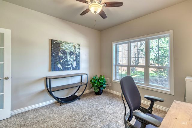 85 S Vandries Ave, Eagle, ID 83616