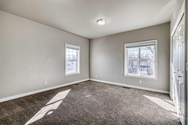 85 S Vandries Ave, Eagle, ID 83616