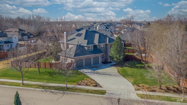 85 S Vandries Ave, Eagle, ID 83616