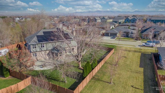 85 S Vandries Ave, Eagle, ID 83616