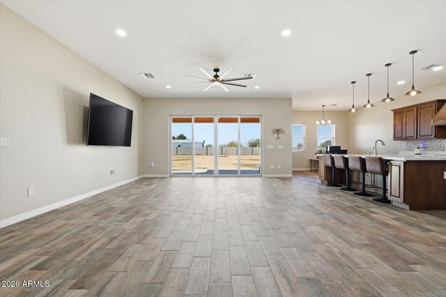 7124 S 257TH Drive, Buckeye, AZ 85326