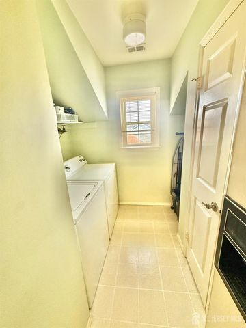 8 Ingram Drive D, Monroe, NJ 08831