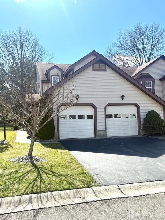 8 Ingram Drive D, Monroe, NJ 08831