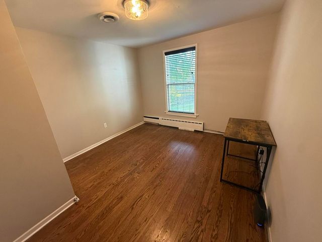 21990 W 6th Street, Lake Villa, IL 60046