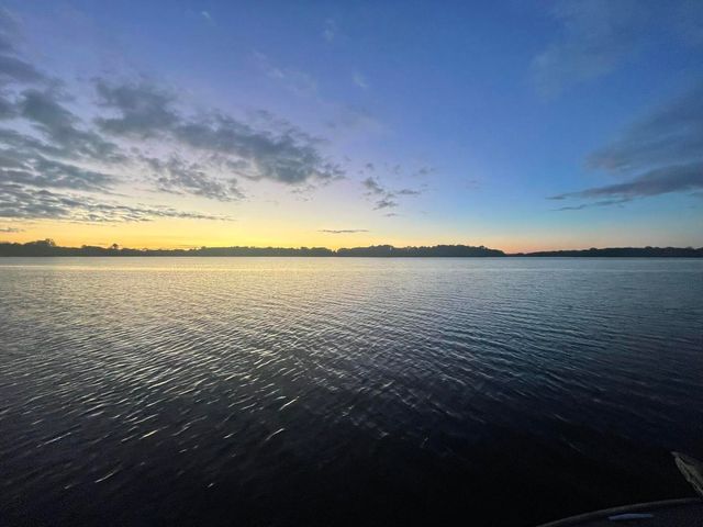 21990 W 6th Street, Lake Villa, IL 60046