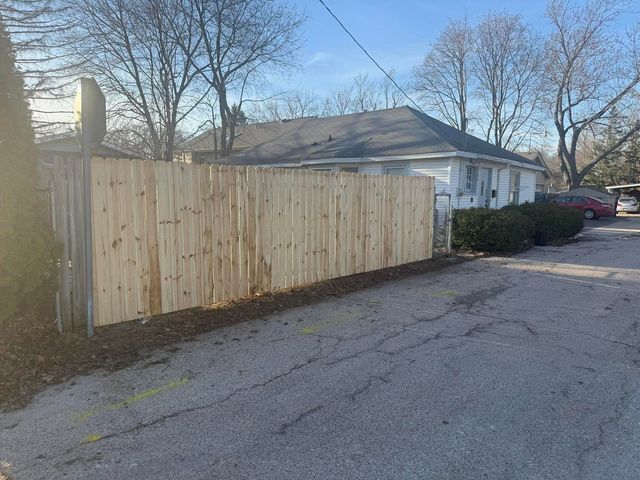 21990 W 6th Street, Lake Villa, IL 60046